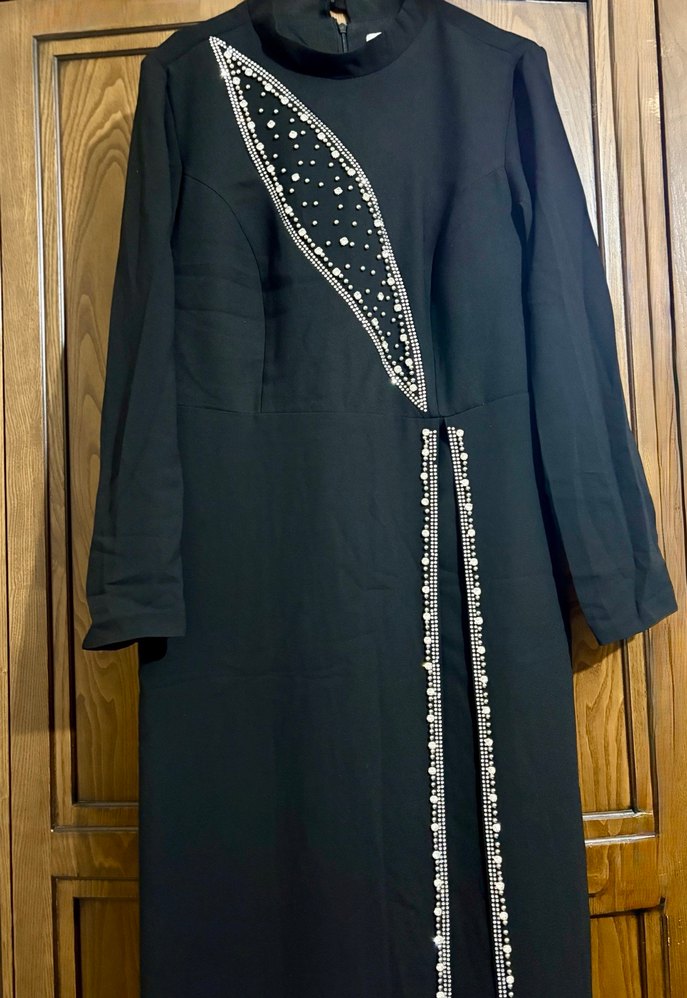 Boncuk İşlemeli Siyah Uzun Kadın Elbisesi - Görsel 4