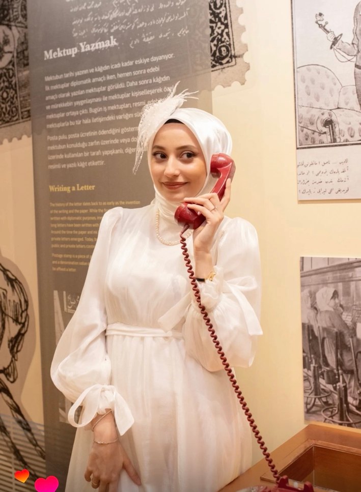 Uzun Kollu, Yüksek Yakalı Beyaz tunik - Görsel 2