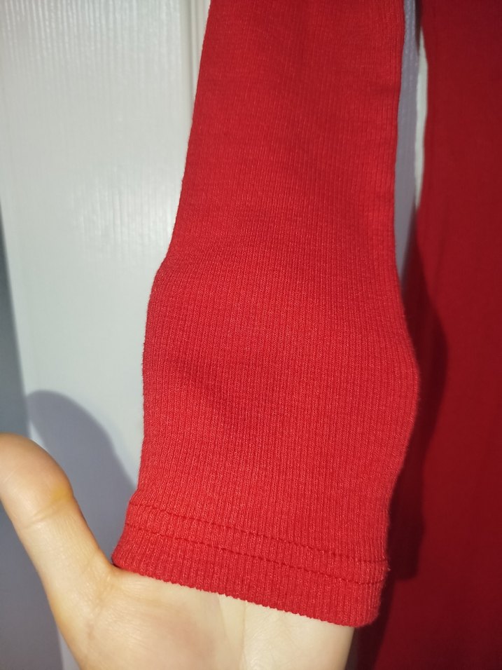Uzun Kollu Kırmızı Yüksek Yakalı Triko Elbise - Görsel 2