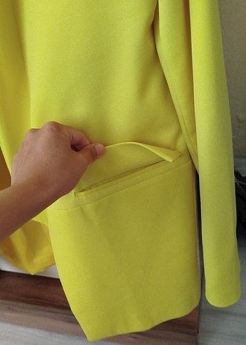 36 Beden Sarı Düğmeli Kadın Blazer Ceket
