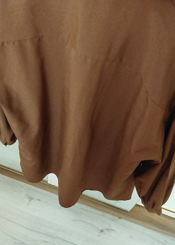38 Beden Düğmeli Kahverengi Uzun Kollu Keten Gömlek