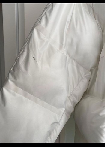 Mango Beyaz Kısa Oversize Kadın Mont