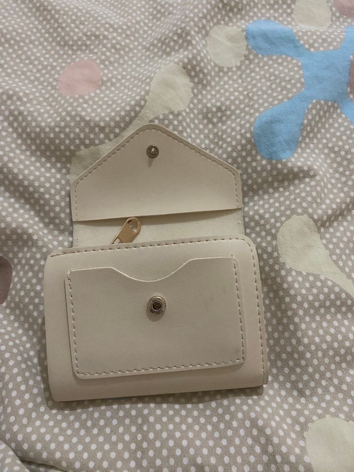 Beyaz Deri Kadın Cüzdanı - Görsel 3