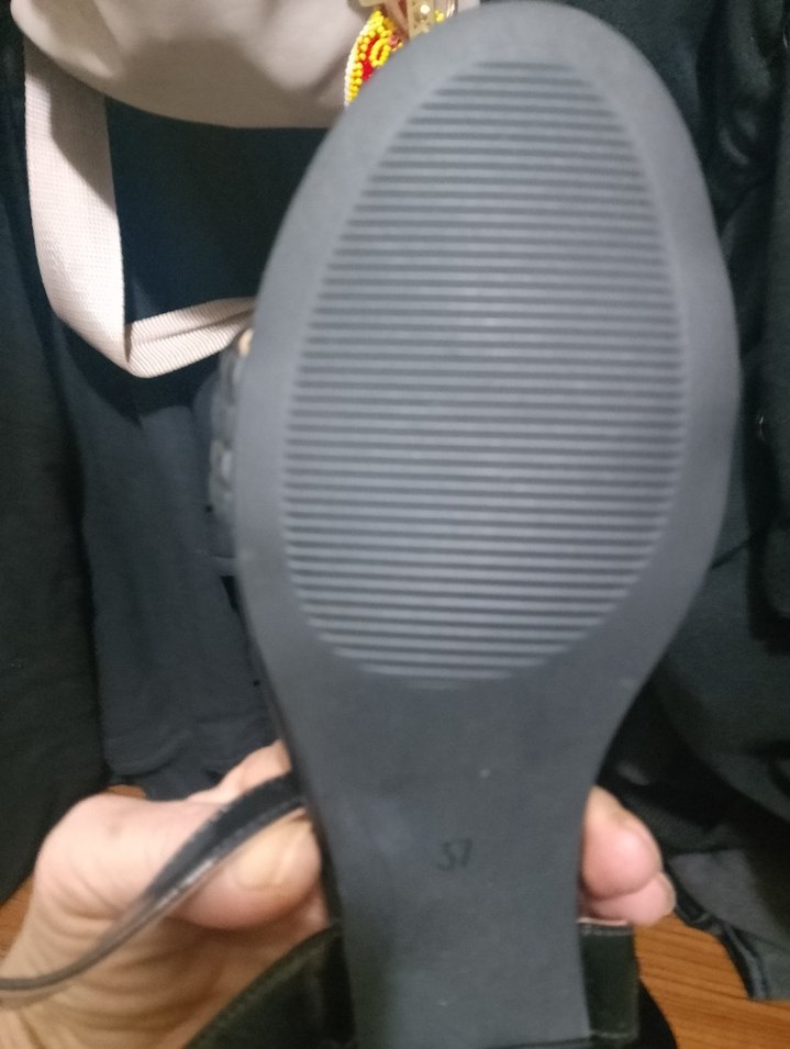 Siyah Rugan  Topuklu Kadın Ayakkabı - Görsel 3