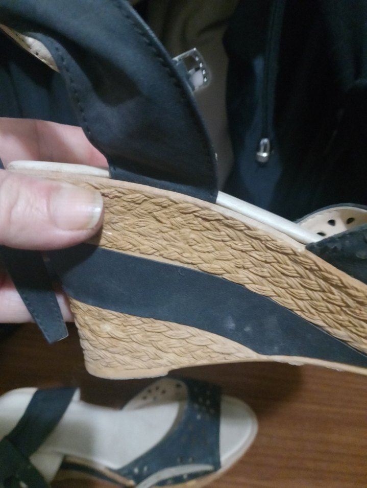 Renkli Baskılı Kadın Dolgu Topuklu Sandalet - Görsel 4