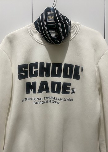 Diğer Beyaz Baskılı Rahat Kesim Sweatshirt