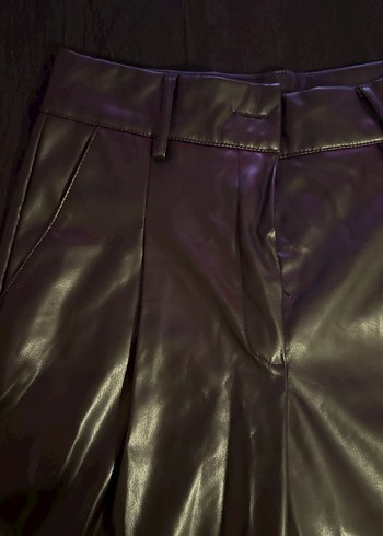 Diğer deri pantalon rahat kesim