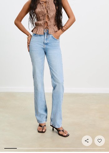 stradivarius d98 straight fit jean