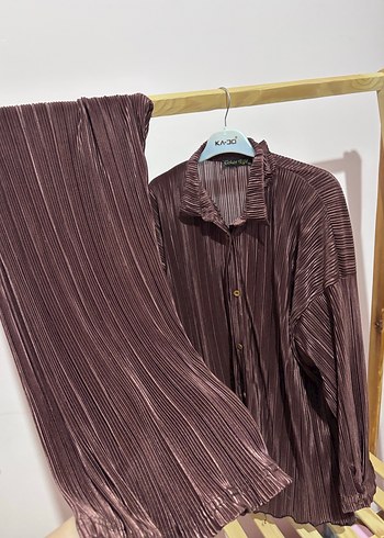 Zara Kahverengi Piliseli Kadın Keten Takım