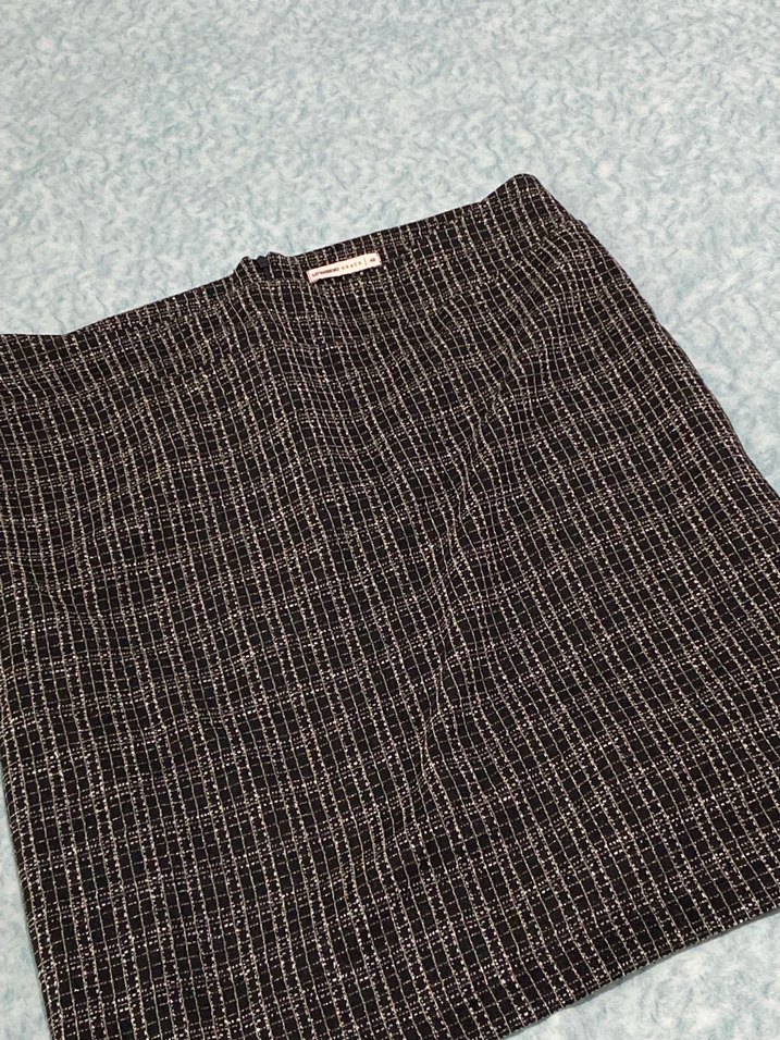 Fermuarlı Vücuda Oturan Midi Etek - Görsel 2