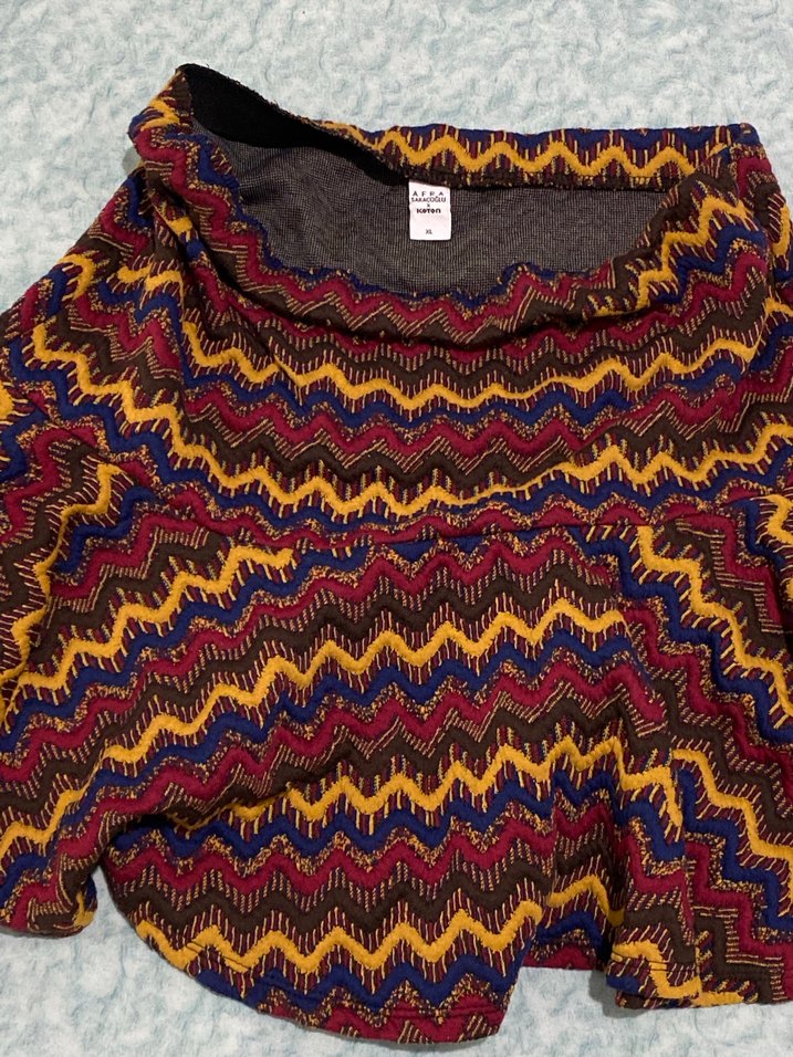 Fermuarlı Vücuda Oturan Midi Etek - Görsel 4