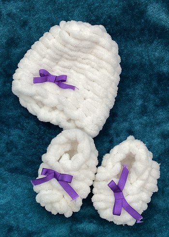 Beyaz Örgü bere ve patik set - Görsel 2