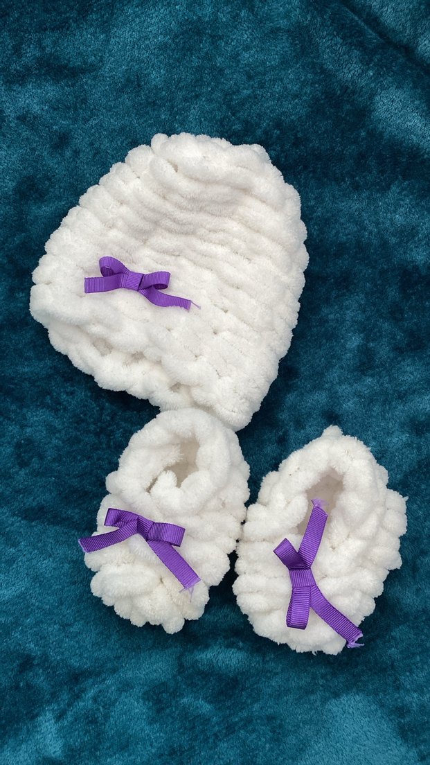 Beyaz Örgü bere ve patik set - Görsel 2