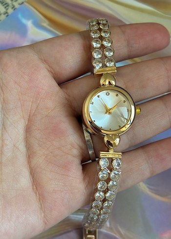  Beden Zarif Gold Taşlı Saat