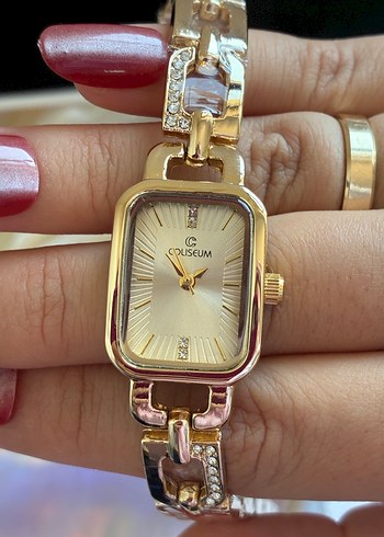  Beden altın Renk Gold Tonlu Taşlı Zincir Kayışlı Kadın Saat