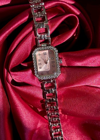  Beden Zeora Classique Rose Gold Taşlı Saat