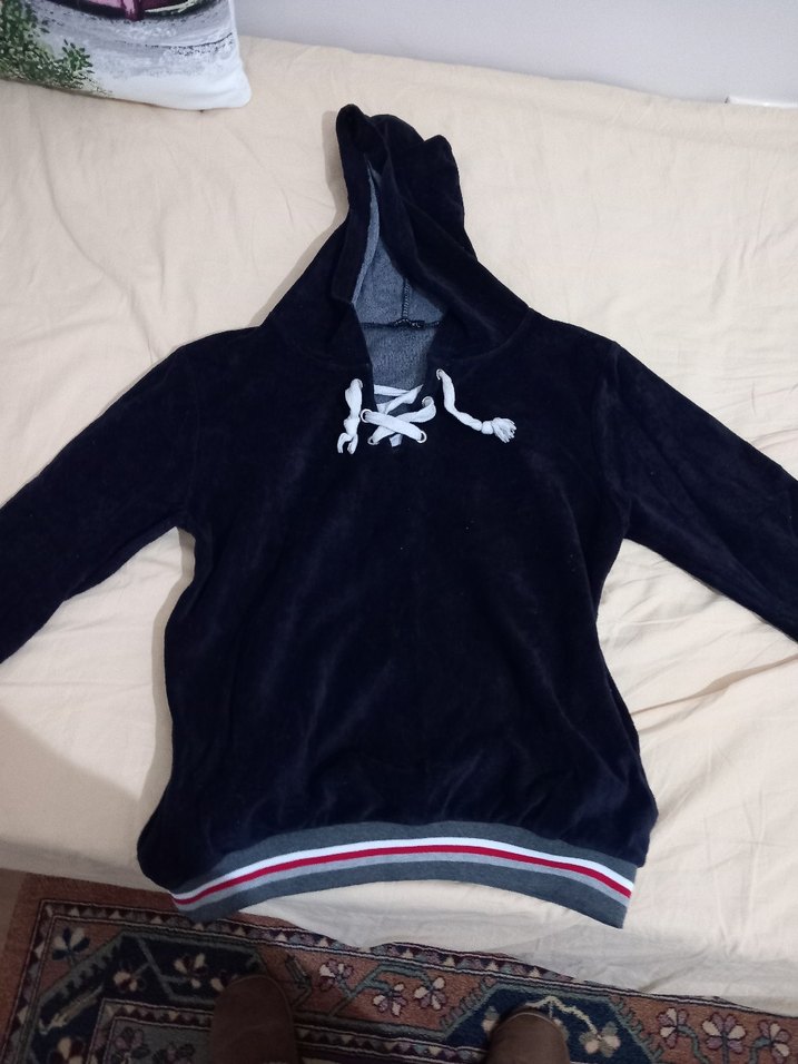 Kapüşonlu Siyah Kadın Sweatshirt - Görsel 2