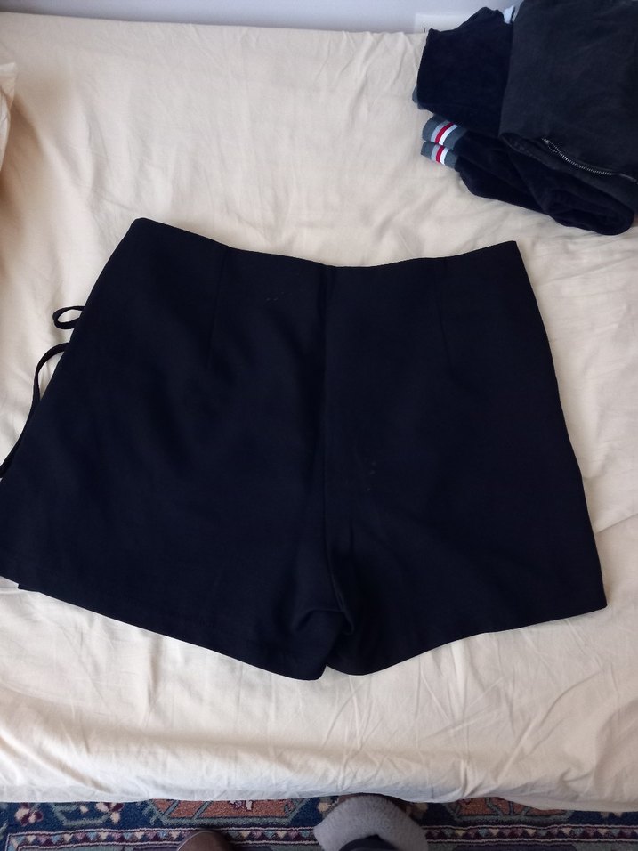 Lacivert Kemer Detaylı Mini Etek - Görsel 2