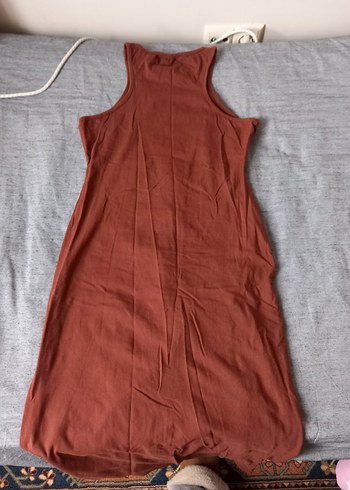 Yazlık askılı yırtmaçlı elbise - Görsel 3