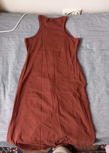 Yazlık askılı yırtmaçlı elbise - Görsel 4