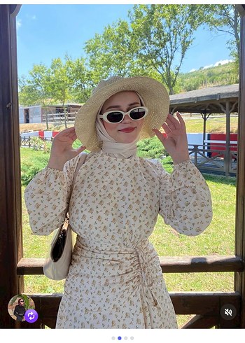 çiçek Desenli Tesettür Elbise - Görsel 4