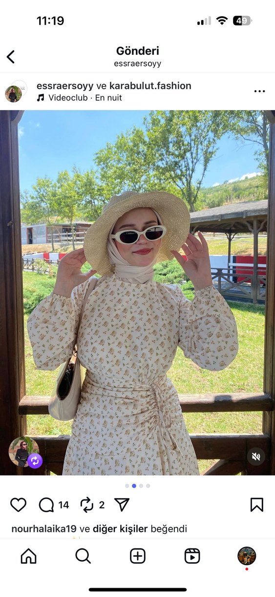 çiçek Desenli Tesettür Elbise - Görsel 4