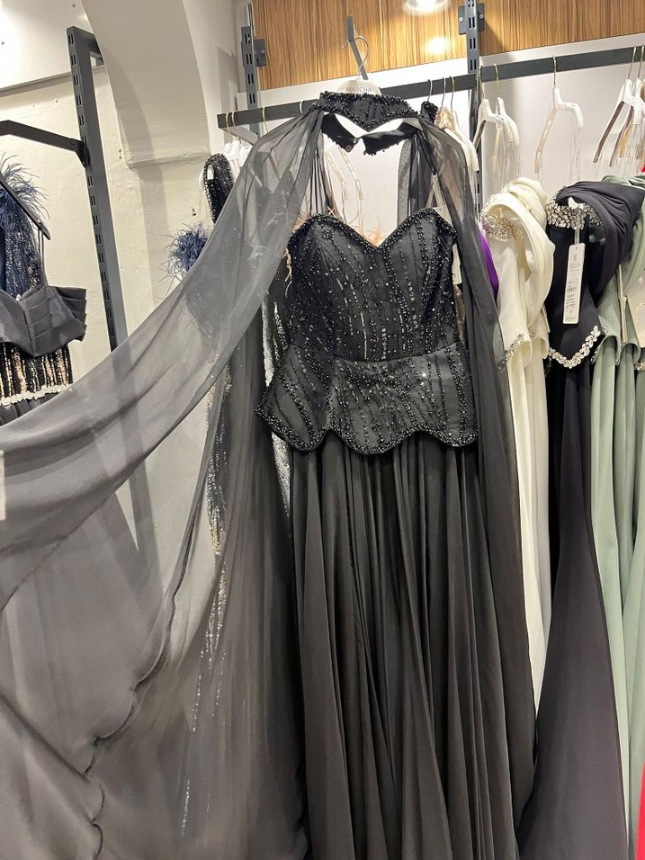 Siyah Straplez Uzun Gotik Kadın Elbise - Görsel 2