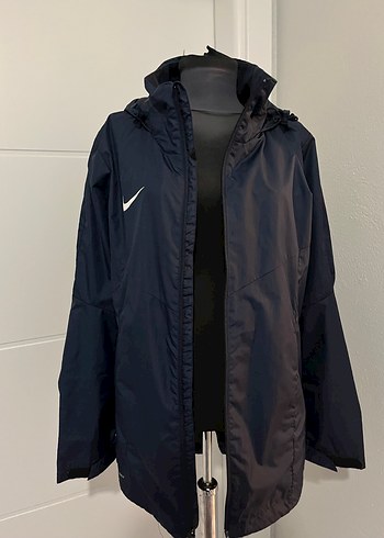 Nike Erkek Siyah Kapüşonlu Rüzgarlık Ceket