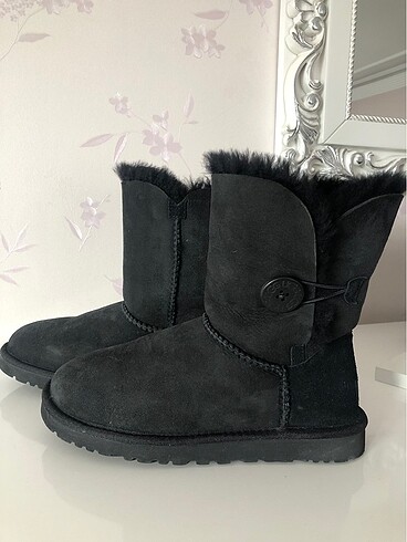 Ugg Classic Siyah Bot