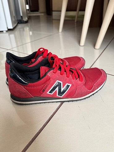 36 Beden New Balance Spor Ayakkabı
