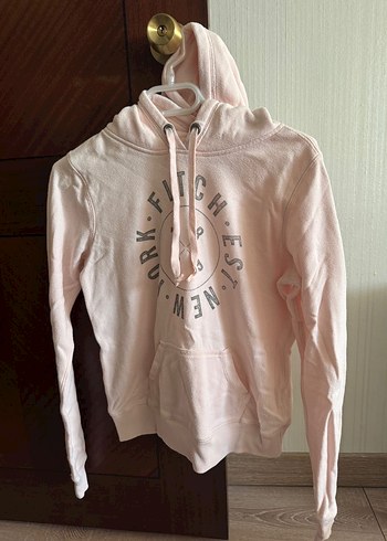 Abercrombie & Fitch s