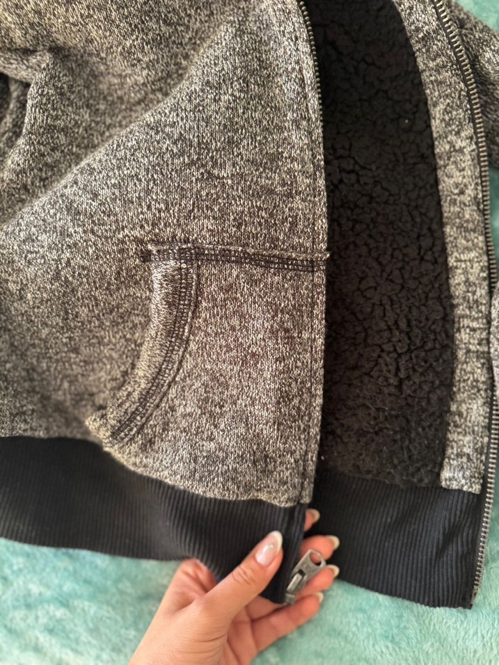 Abercrombie içi yünlü hırka - Görsel 4