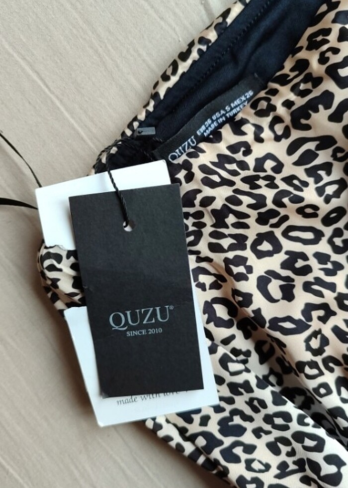 Quzu marka kadın leopar desenli saten elbise - Görsel 2