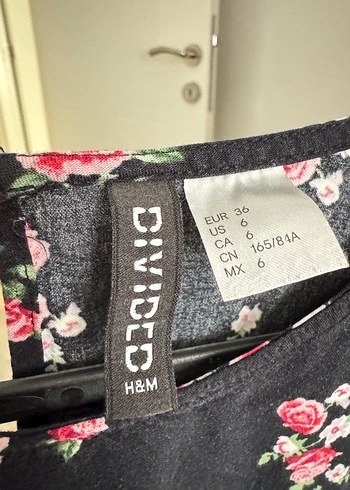 H&M Çiçek Desenli Siyah Bohem Midi Elbise