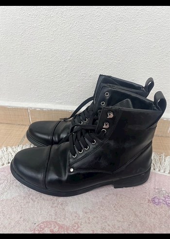 42 numara siyah bot tertemiz sorunsuz - Görsel 5