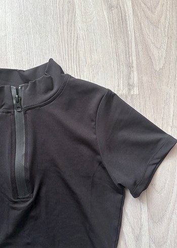 s Beden siyah Renk Siyah Fermuarlı Yüksek Yakalı Crop Top