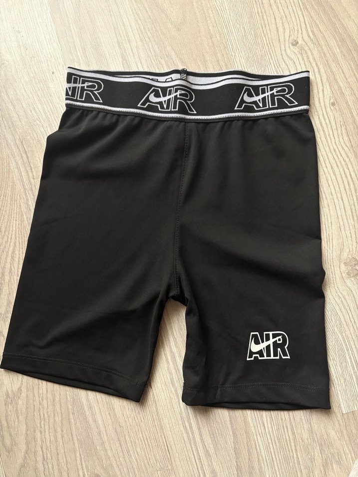 Kadın Siyah Spor Mini Tayt ve Spor Sütyeni Takımı - Görsel 5