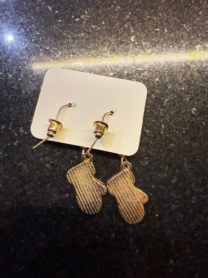 Kış Temalı Yeşil Eldiven  Mini Küpe - Görsel 2