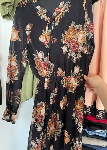 Çiçek Desenli Uzun Bohem Elbise - Görsel 2