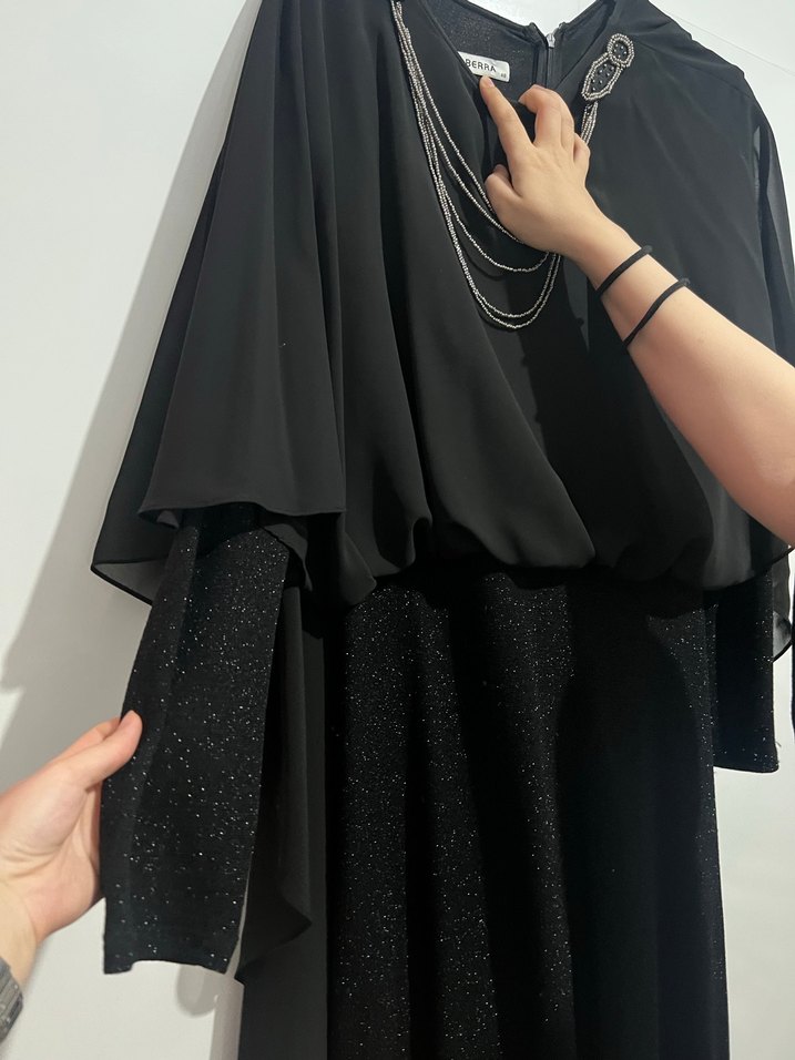 Siyah Uzun Drapeli Gotik Abiye Elbise - Görsel 3