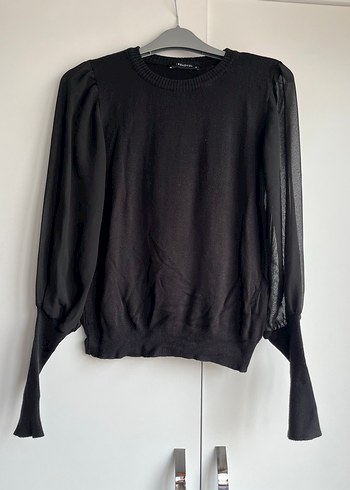 Siyah Uzun Kollu Minimalist Bluz
