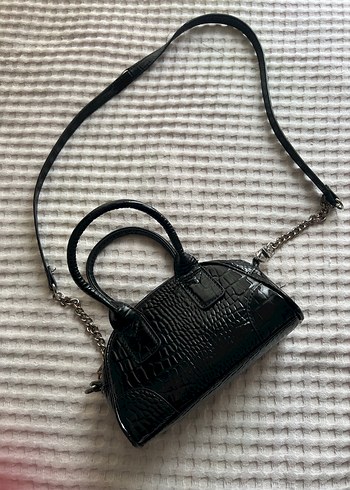  Beden Siyah Stradivarius çanta