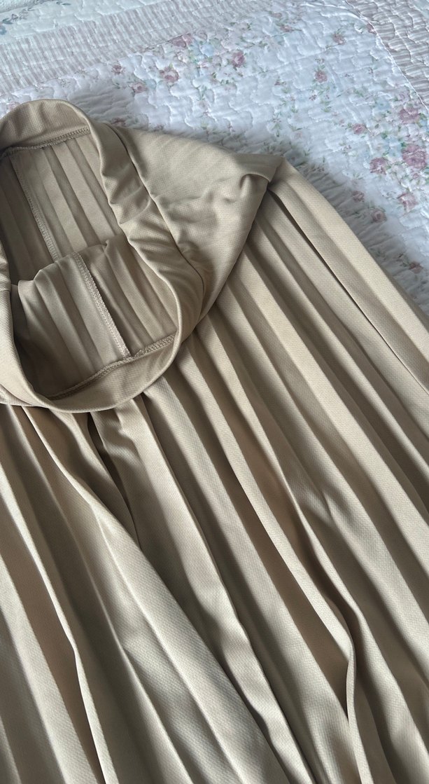 Bej Pileli Uzun Kadın Etek - Görsel 2