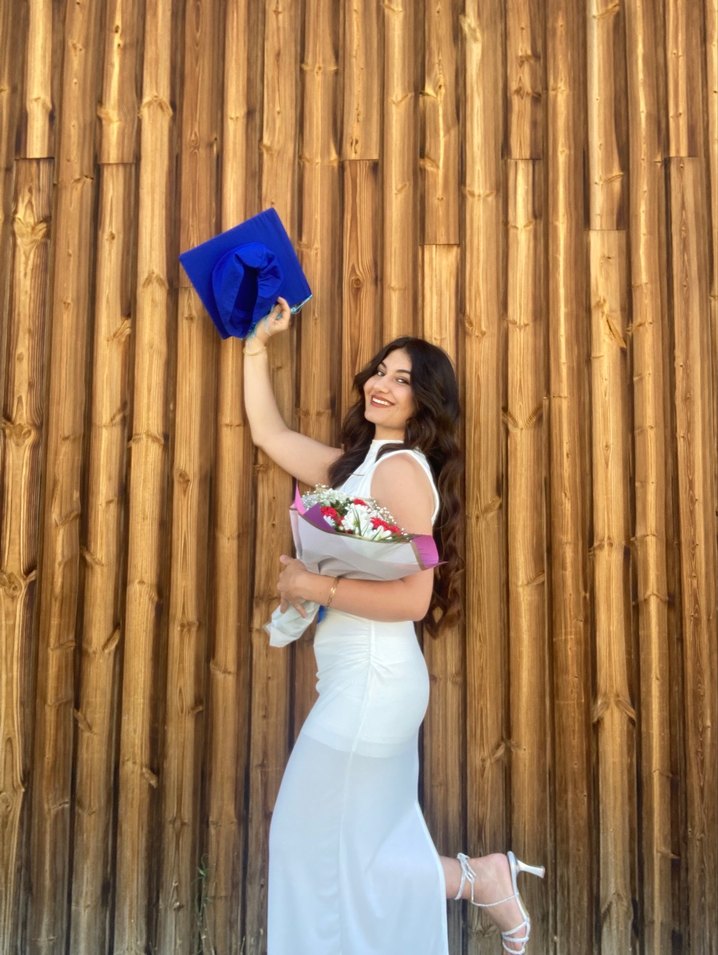 Beyaz Uzun Mezuniyet Elbisesi - Görsel 5