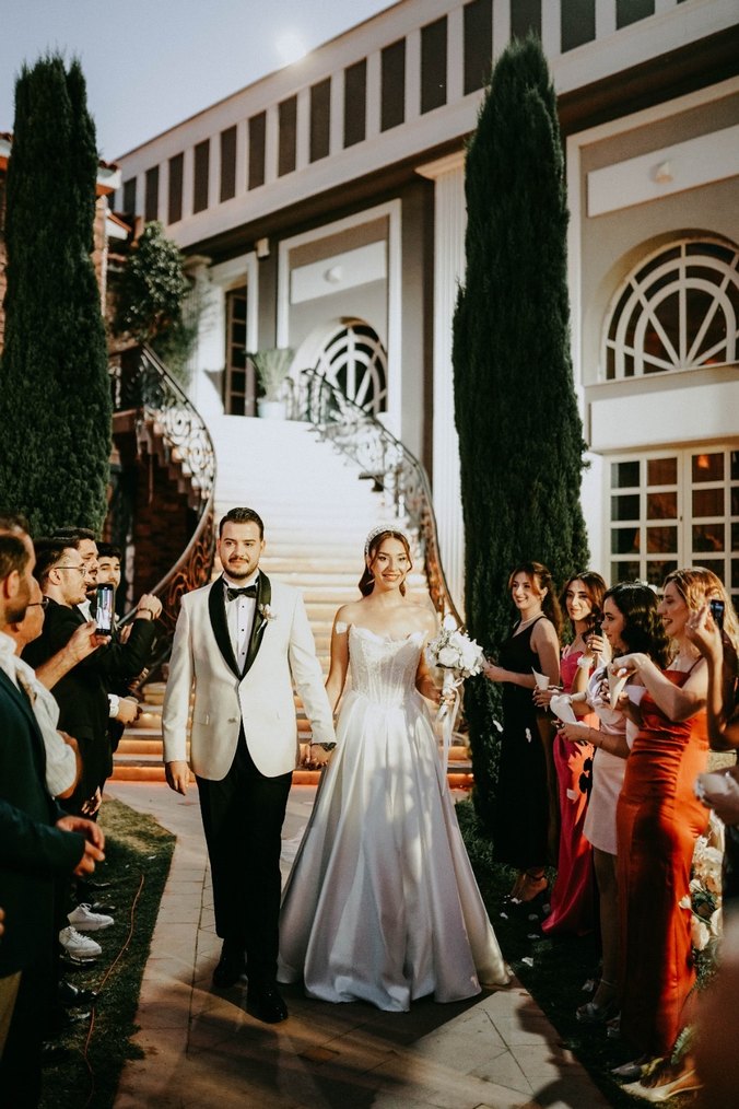 Burak Çiçek Özel Dikim Gelinlik - Görsel 3