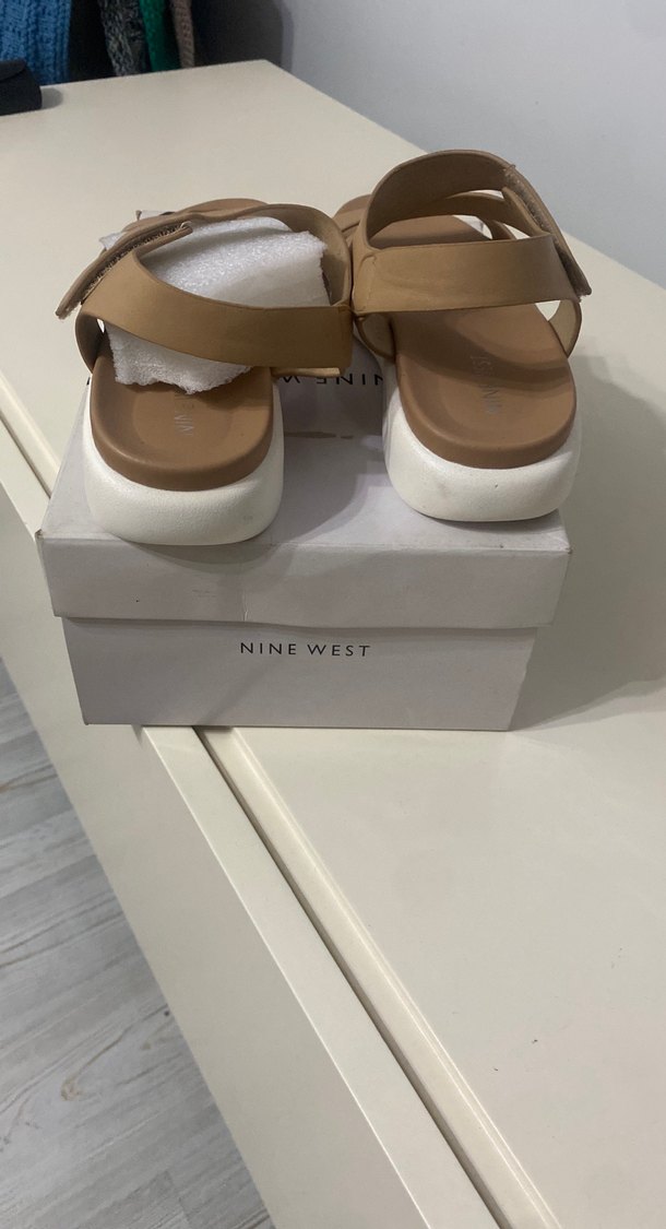 Bej Dolgu Topuklu Kadın Sandalet - Görsel 3