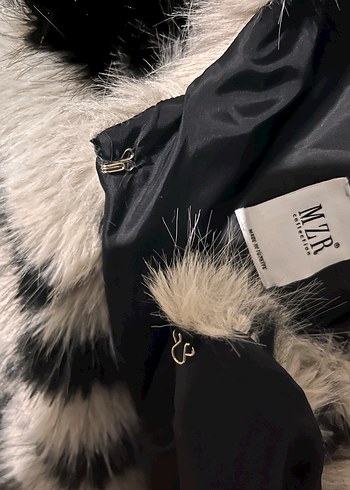 Siyah Beyaz Zebra Desenli kısa Kürk - Görsel 2