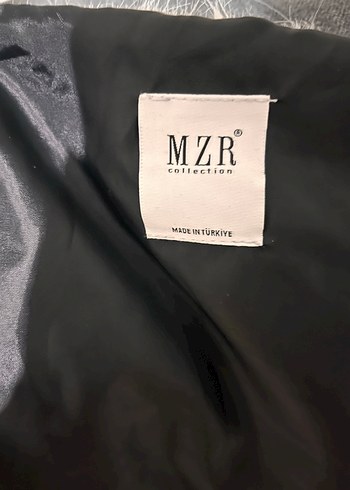 Siyah Beyaz Zebra Desenli kısa Kürk - Görsel 3