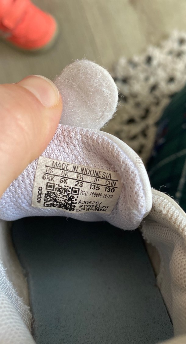 Kız Çocukları İçin Pastel Renkli Cırt Cırtlı Spor Ayakkabı - Görsel 4