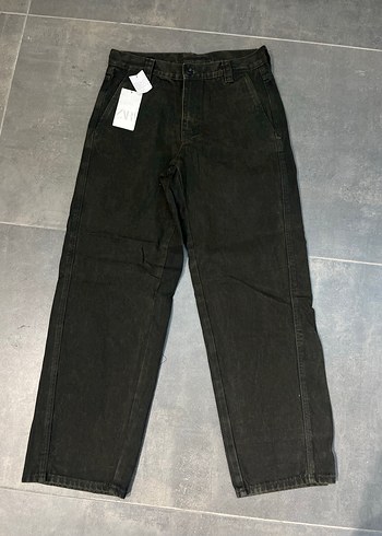 Siyah Rahat Kesim Midi Kot Pantolon